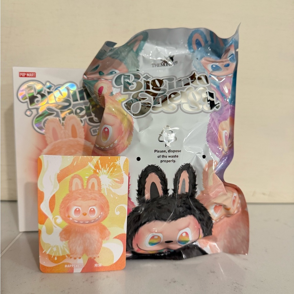 LABUBU MONSTERS Big into Energy Series-Vinyl Plush Pendant: Happiness